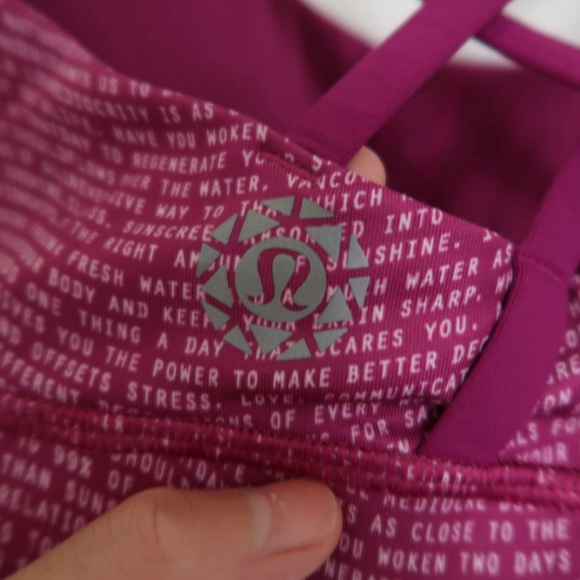 Lululemon 2016 Seawheeze Limited Edition Energy Sports Bra Size 4 - Picture 3 of 3